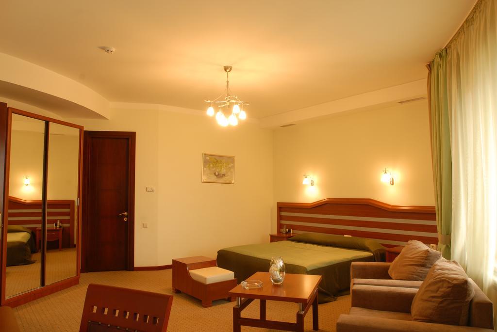 Hotel Vedzisi Tbilisi ภายนอก รูปภาพ