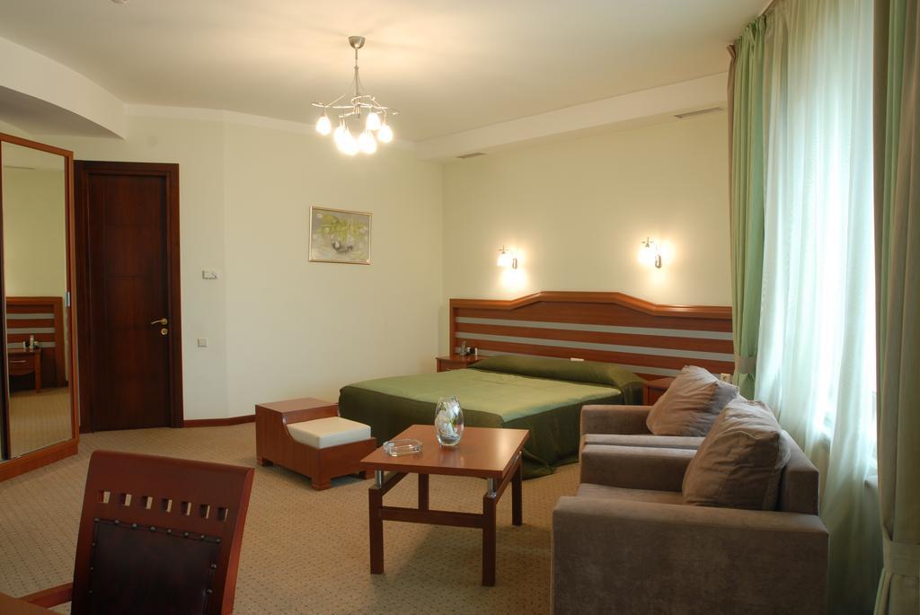 Hotel Vedzisi Tbilisi ภายนอก รูปภาพ